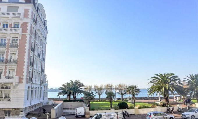 Saint-Jean-de-Luz City Center Apartment | 60 m² Apartment ∙ 2 bedrooms ∙ 6 guests