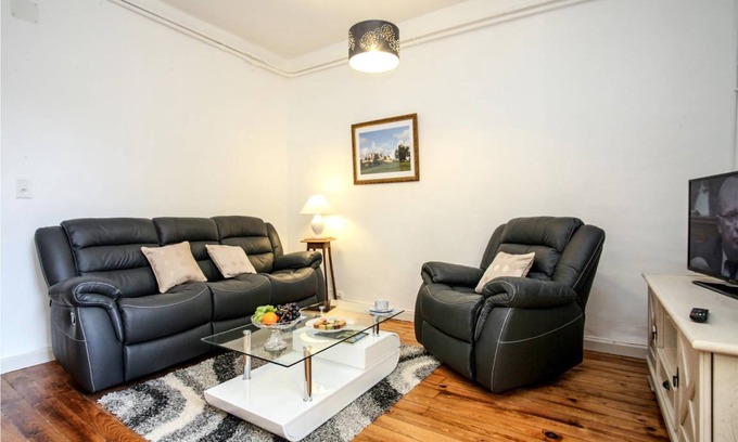 Sarlat-la-Caneda Historic Center Apartment | 60 m² Apartment ∙ 1 bedroom ∙ 2 guests