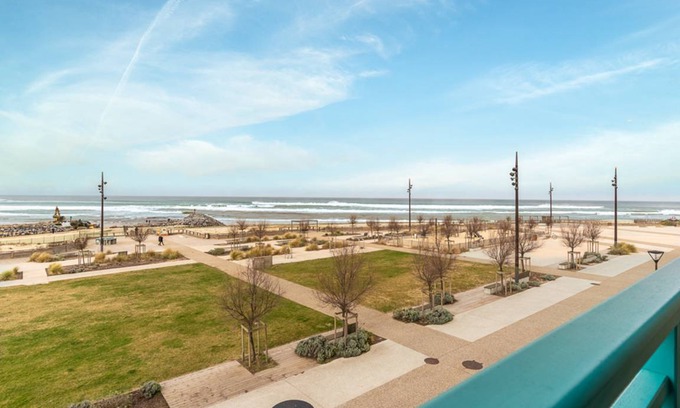 Mimizan-Plage Apartment | 60 m² Apartment ∙ 3 bedrooms ∙ 7 guests