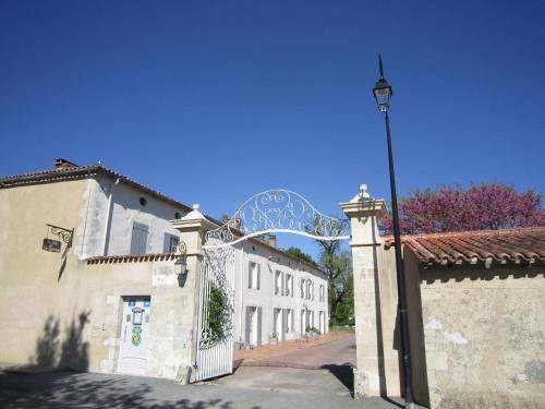 Puyravault Bed & Breakfast | 60 m² Bed and breakfast ∙ 2 bedrooms ∙ 5 guests