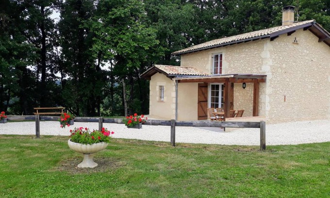 Eymet House | 60 m² Gîte ∙ 2 bedrooms ∙ 4 guests