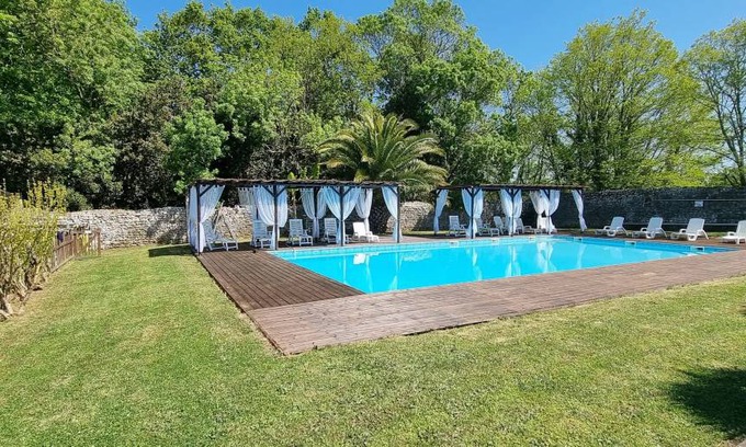 Saint-Just-Luzac House | 60 m² House ∙ 2 bedrooms ∙ 4 guests