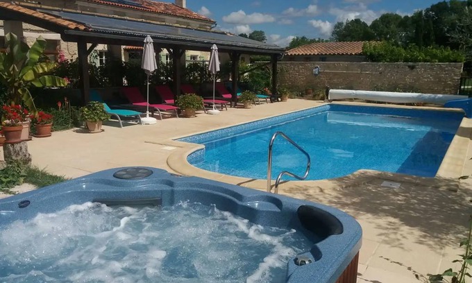 Nantille House | 60 m² House ∙ 2 bedrooms ∙ 4 guests