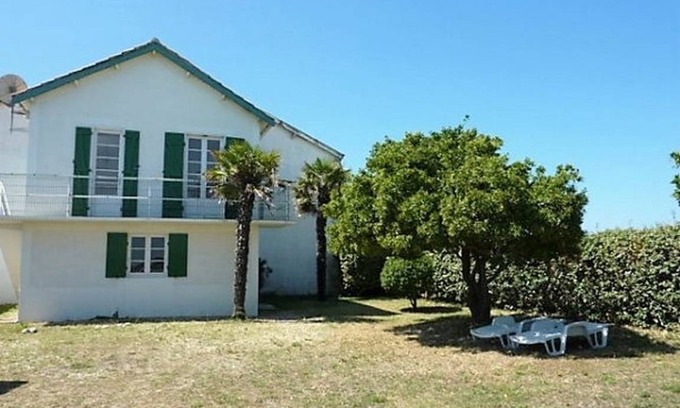 Saint-Denis-d'Oleron House | 62 m² House ∙ 2 bedrooms ∙ 5 guests