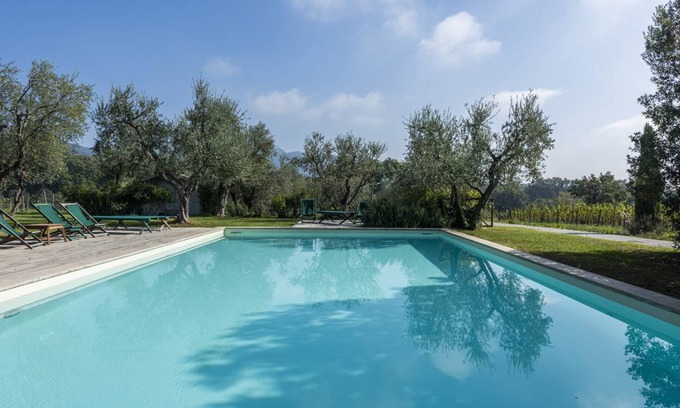 Larciano Villa | 650 m² Villa ∙ 8 bedrooms ∙ 14 guests