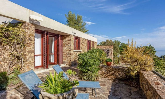 Cap Benat House | 68 m² House ∙ 2 bedrooms ∙ 5 guests