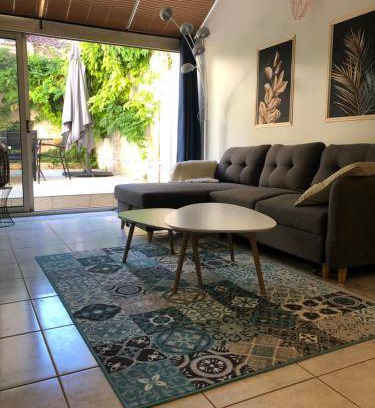Angouleme Apartment | 68 m² Serviced apartment ∙ 4 guests
