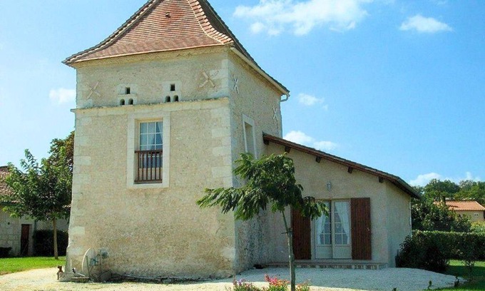 Saint-Romain Cottage | 70 m² Cabin ∙ 1 bedroom ∙ 4 guests