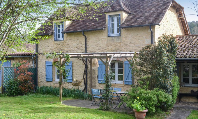Saint-Leon-sur-Vezere House | 70 m² House ∙ 2 bedrooms ∙ 4 guests