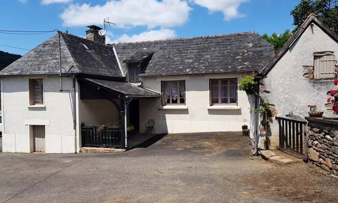 Aubazine House | 70 m² House ∙ 2 bedrooms ∙ 4 guests