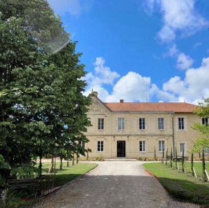 Queyrac Bed & Breakfast | 700 m² Bed and breakfast ∙ 6 bedrooms ∙ 15 guests