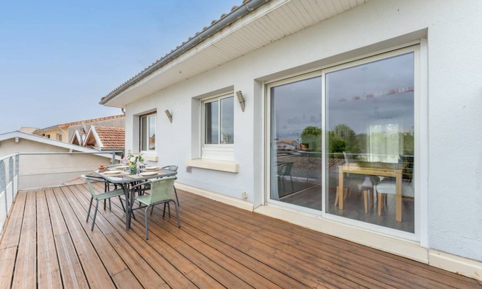 Le Bouscat Apartment | 73 m² Apartment ∙ 2 bedrooms ∙ 4 guests