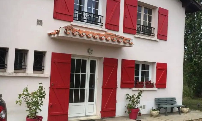 La Croix-Blanche House | 75 m² House ∙ 2 bedrooms ∙ 5 guests