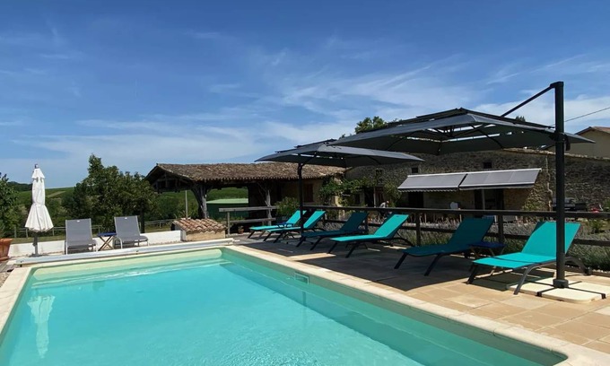 Auriolles House | 75 m² House ∙ 2 bedrooms ∙ 4 guests