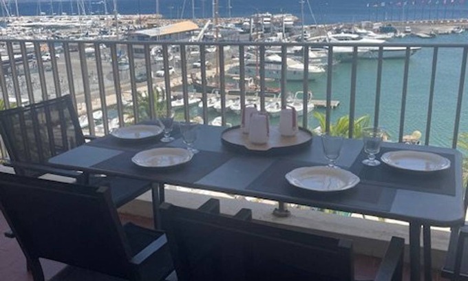 Toulon - Hyeres Apartment | 78 m² Apartment ∙ 2 bedrooms ∙ 6 guests
