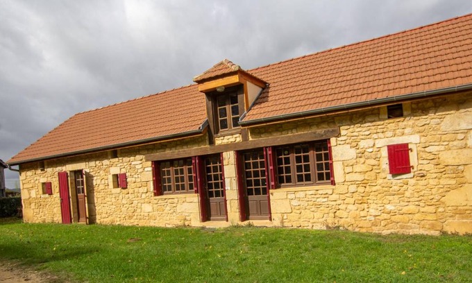 Castelnaud-la-Chapelle House | 80 m² Gîte ∙ 2 bedrooms ∙ 4 guests