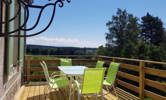 Saint-Etienne-aux-Clos House | 80 m² Gîte ∙ 3 bedrooms ∙ 6 guests