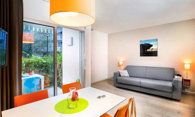 Soustons Apartment | 80 m² Apartment ∙ 3 bedrooms ∙ 8 guests