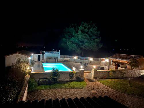 Sainte-Bazeille Bed & Breakfast | 80 m² Bed and breakfast ∙ 2 bedrooms ∙ 8 guests