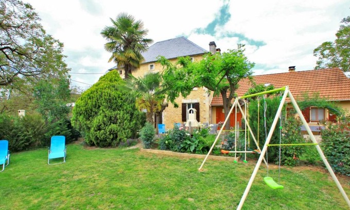 Calviac-en-Perigord Cottage | 80 m² Cabin ∙ 2 bedrooms ∙ 5 guests