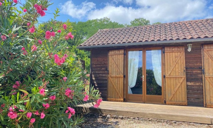 Saint-Chamassy Cottage | 80 m² Cabin ∙ 2 bedrooms ∙ 4 guests
