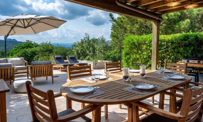 La Rouviere House | 80 m² House ∙ 3 bedrooms ∙ 6 guests