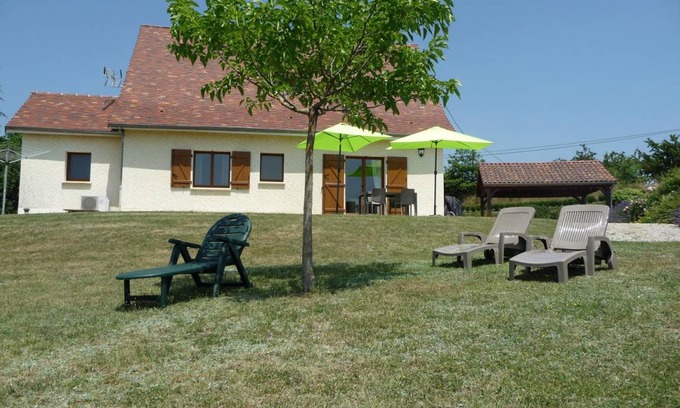 Salignac-Eyvignes House | 80 m² Gîte ∙ 2 bedrooms ∙ 4 guests