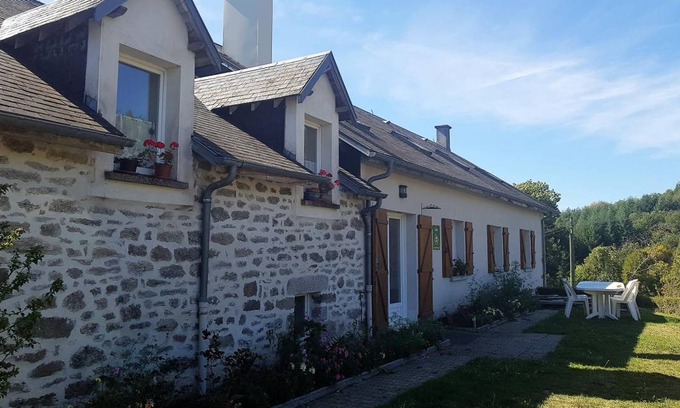 Bonnefond House | 80 m² Gîte ∙ 3 bedrooms ∙ 6 guests