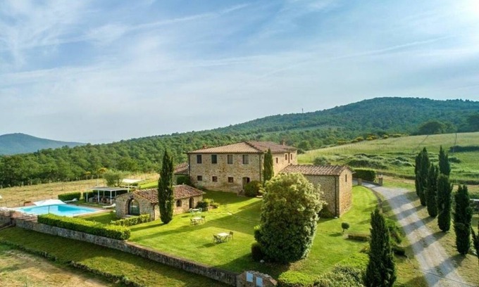 Rapale Villa | 800 m² Villa ∙ 9 bedrooms ∙ 20 guests