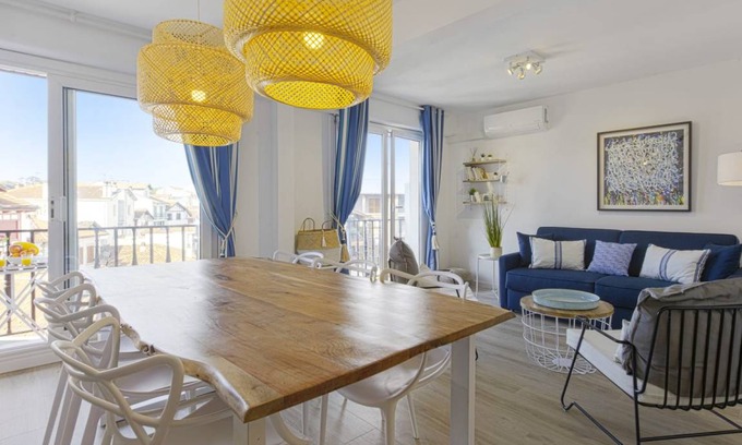 Saint-Jean-de-Luz City Center Apartment | 85 m² Apartment ∙ 2 bedrooms ∙ 8 guests