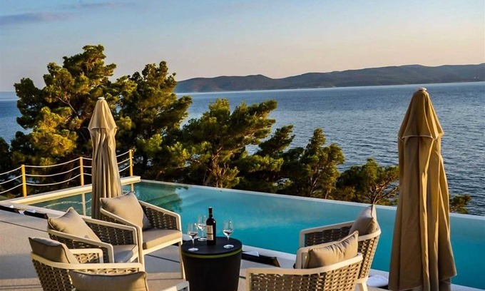 Brela Villa | 850 m² Villa ∙ 9 bedrooms ∙ 18 guests