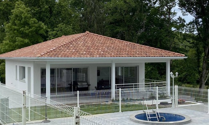 Saint-Martin-de-Seignanx House | 90 m² Gîte ∙ 3 bedrooms ∙ 6 guests