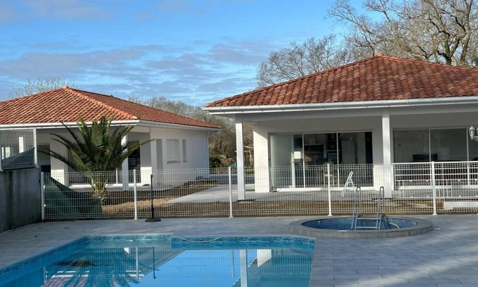 Saint-Martin-de-Seignanx House | 90 m² Gîte ∙ 3 bedrooms ∙ 6 guests