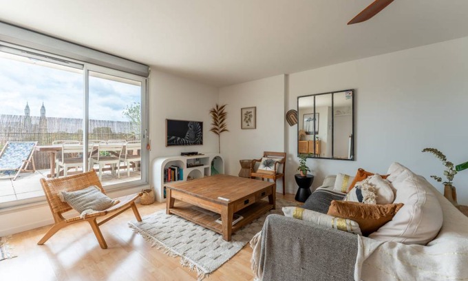 Bordeaux Sud Apartment | 90 m² Apartment ∙ 2 bedrooms ∙ 4 guests