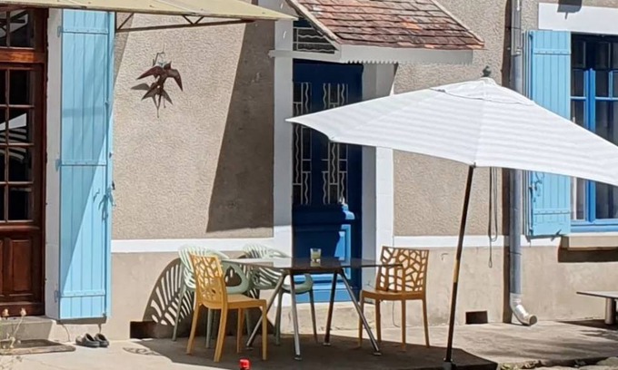 Le Buisson-de-Cadouin House | 90 m² House ∙ 2 bedrooms ∙ 4 guests