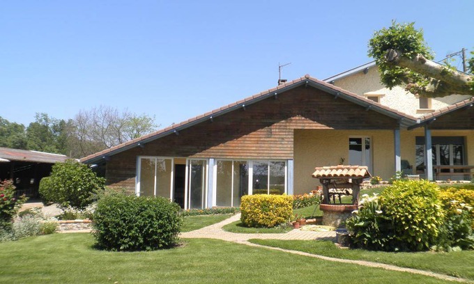 Lourquen House | 90 m² Gîte ∙ 2 bedrooms ∙ 5 guests