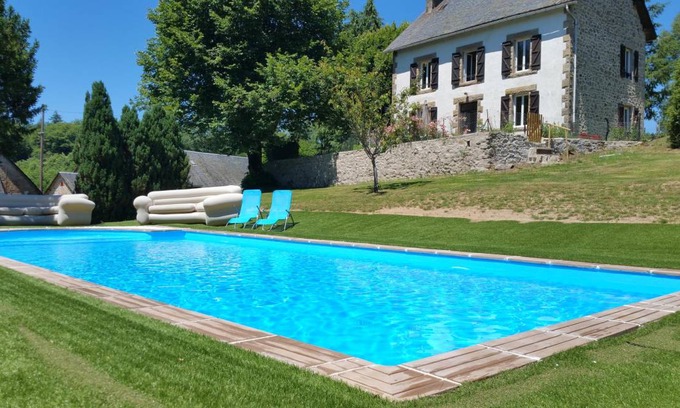 Alleyrat House | 90 m² Gîte ∙ 3 bedrooms ∙ 6 guests