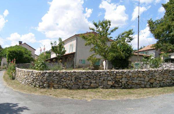 Cercles House | 90 m² House ∙ 2 bedrooms ∙ 5 guests