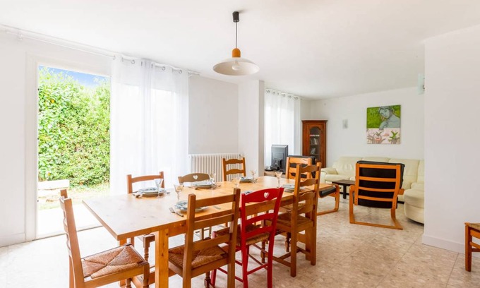 Puilboreau House | 90 m² House ∙ 3 bedrooms ∙ 6 guests