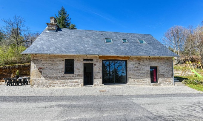 Peret-Bel-Air House | 90 m² House ∙ 3 bedrooms ∙ 8 guests