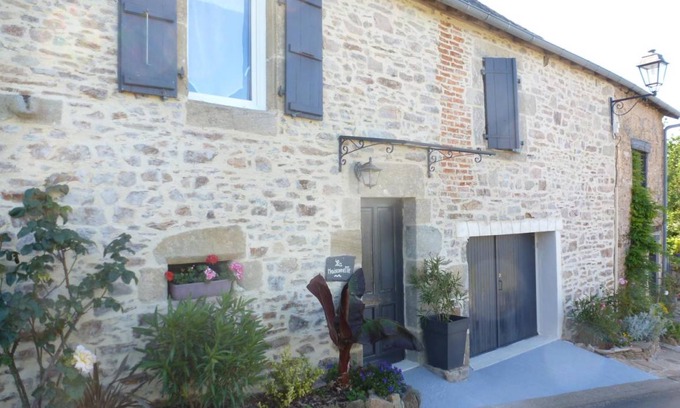 Aubazine House | 92 m² Gîte ∙ 2 bedrooms ∙ 4 guests