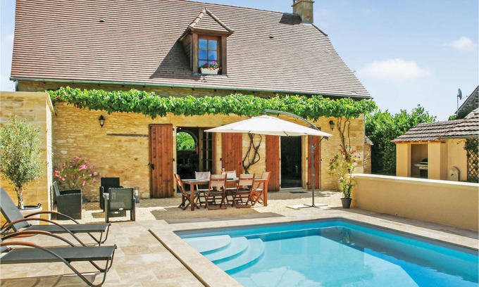 Saint-Amand-de-Coly House | 92 m² House ∙ 2 bedrooms ∙ 4 guests