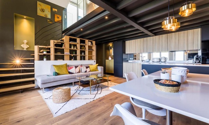 Biarritz City Centre Apartment | ALMA KEYWEEK Duplex apartment with terrace and ocean view in Biarritz