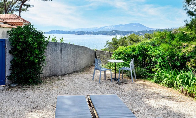 Le Pradet House | Amazing home in Le Pradet with kitchen