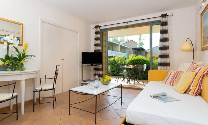 Saumane-de-Vaucluse Apartment | Apartment ∙ 1 bedroom ∙ 4 guests