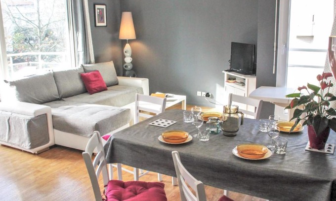 Biarritz City Centre Apartment | Apartment Atxuria by Interhome