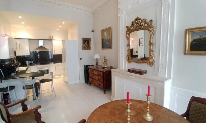 Hotel de Ville - Quinconces Apartment | Apartment in the heart of Bordeaux