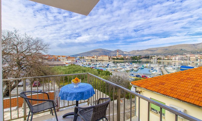 Trogir Apartment | Apartments and Rooms Iva (47621-A11) - Trogir