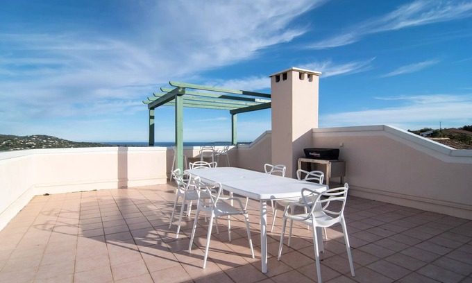 Les Restanques Apartment | Apartments in the Restanques of the Gulf of St Tropez - maeva Home - Apartment rooftop sea view 3 rooms 6 people - Selection