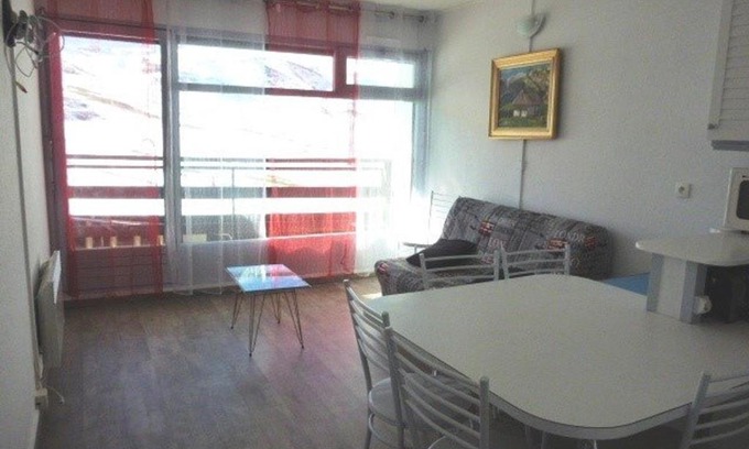 Arette Apartment | Appartement 6 pers avec accès direct aux pistes et parking gratuit à La Pierre St Martin - FR-1-602-46